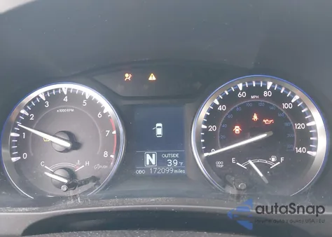 2014 Toyota Highlander Le V6 z USA, uszkodzony, nr VIN 5TDBKRFHXES048873